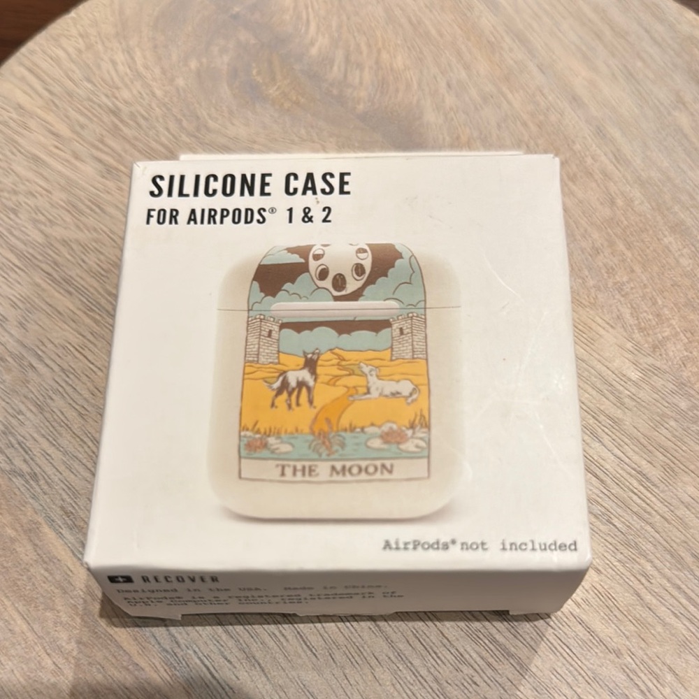 Urban Outfitters NWT Silicone AirPods Case - The Moon Design
